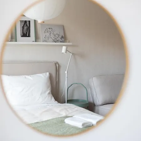 Stylish & Comfortable Apartment *